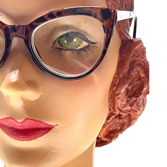 Betsey Johnson +2.00 Reading Glasses Readers Cat Eye Tortoise - Picture 1 of 5